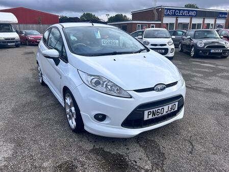 FORD FIESTA 1.6 TD Zetec S