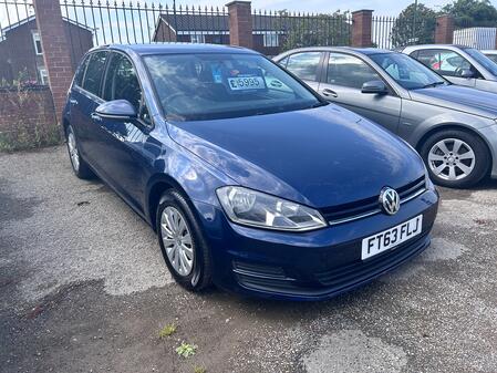 VOLKSWAGEN GOLF 1.2 TSI BlueMotion Tech S